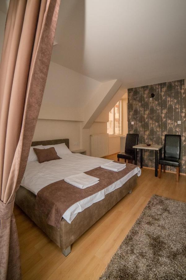 Duga Apartmani Kragujevac Ngoại thất bức ảnh