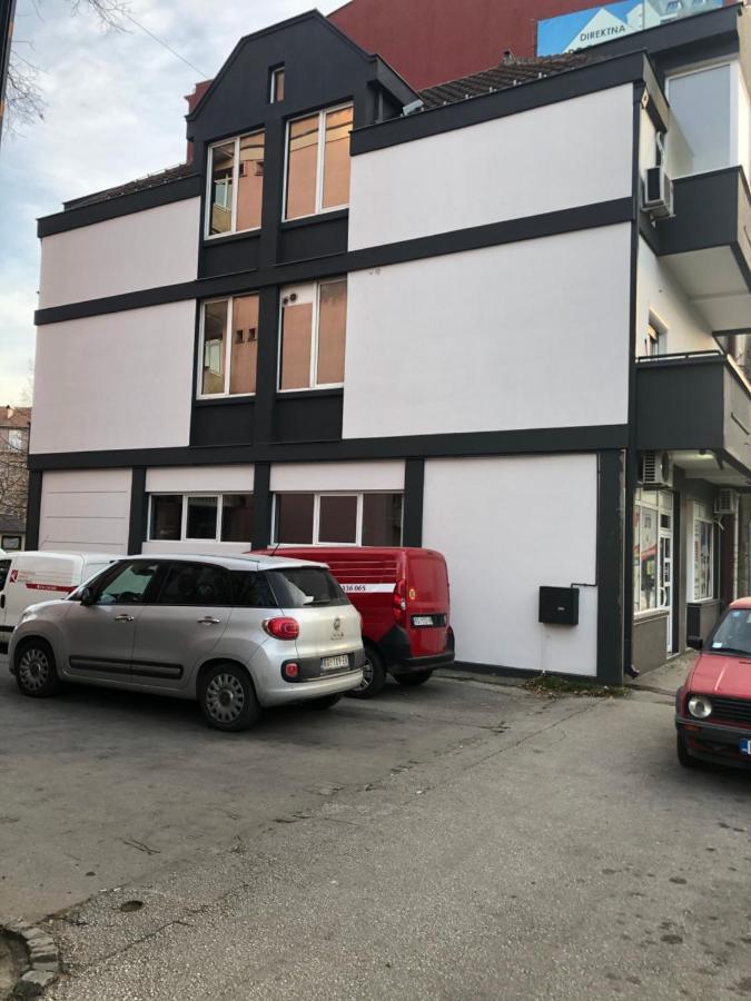 Duga Apartmani Kragujevac Ngoại thất bức ảnh