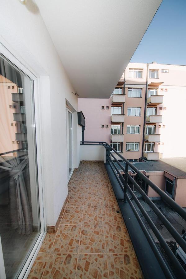 Duga Apartmani Kragujevac Ngoại thất bức ảnh